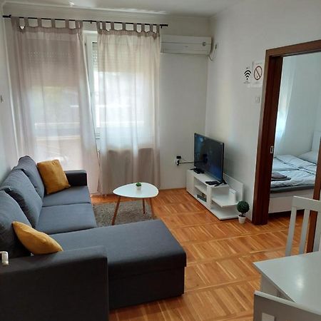 Appartement Smiley 2 - Subotica Centar Extérieur photo