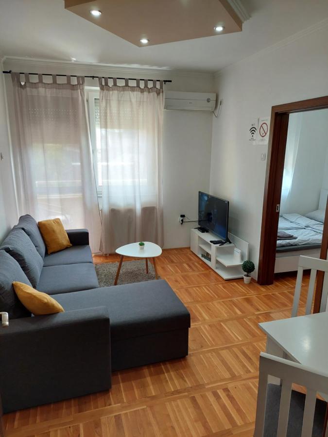 Appartement Smiley 2 - Subotica Centar Extérieur photo
